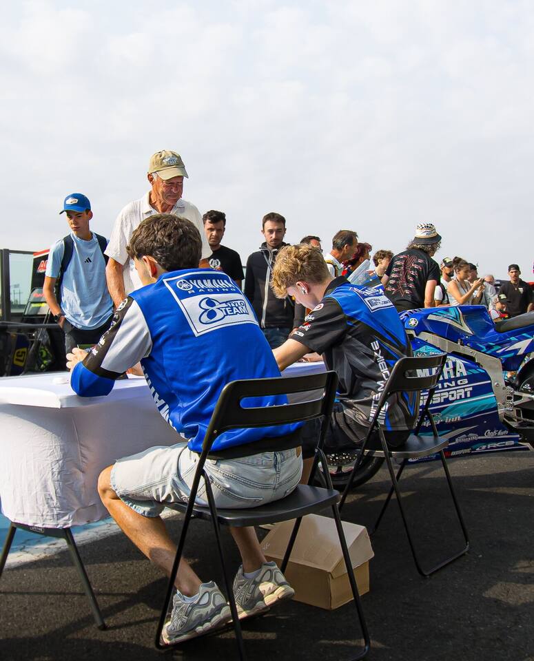 Foto del Team Stylobike a Magny-Cours