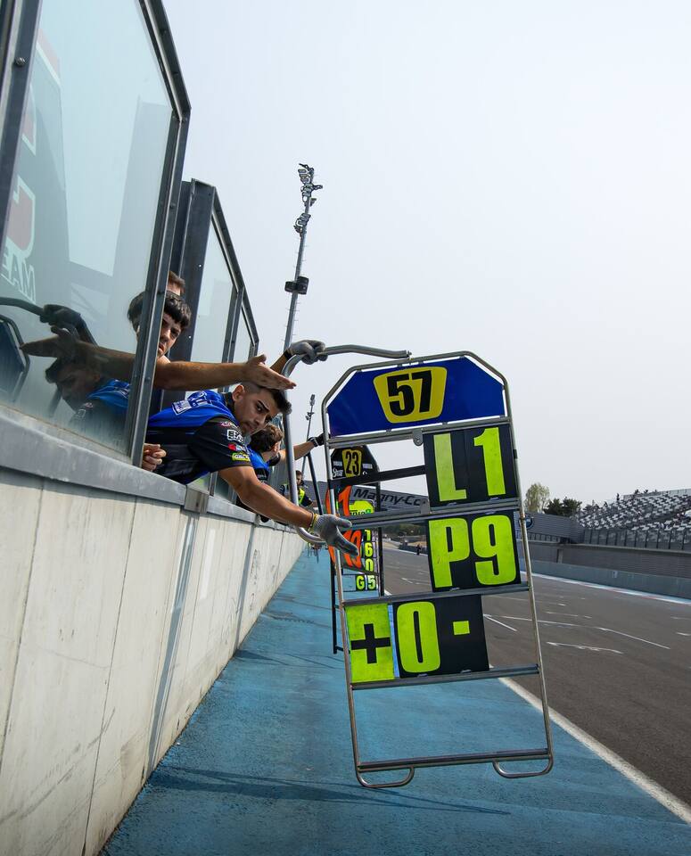 Foto del Team Stylobike a Magny-Cours