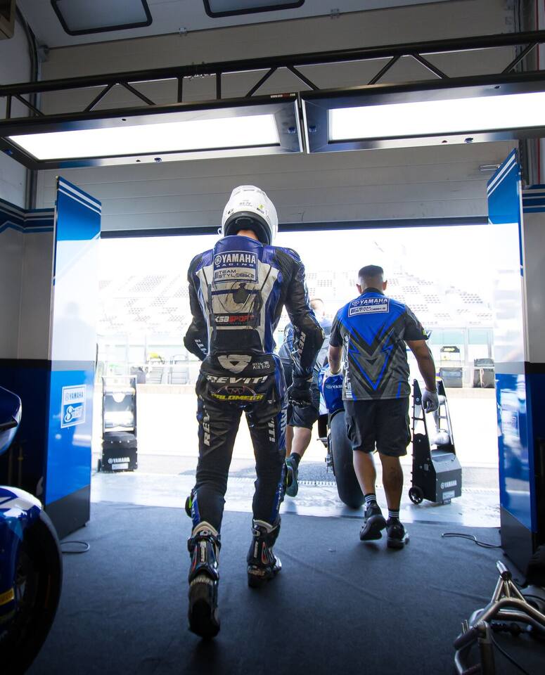 Foto del Team Stylobike a Magny-Cours