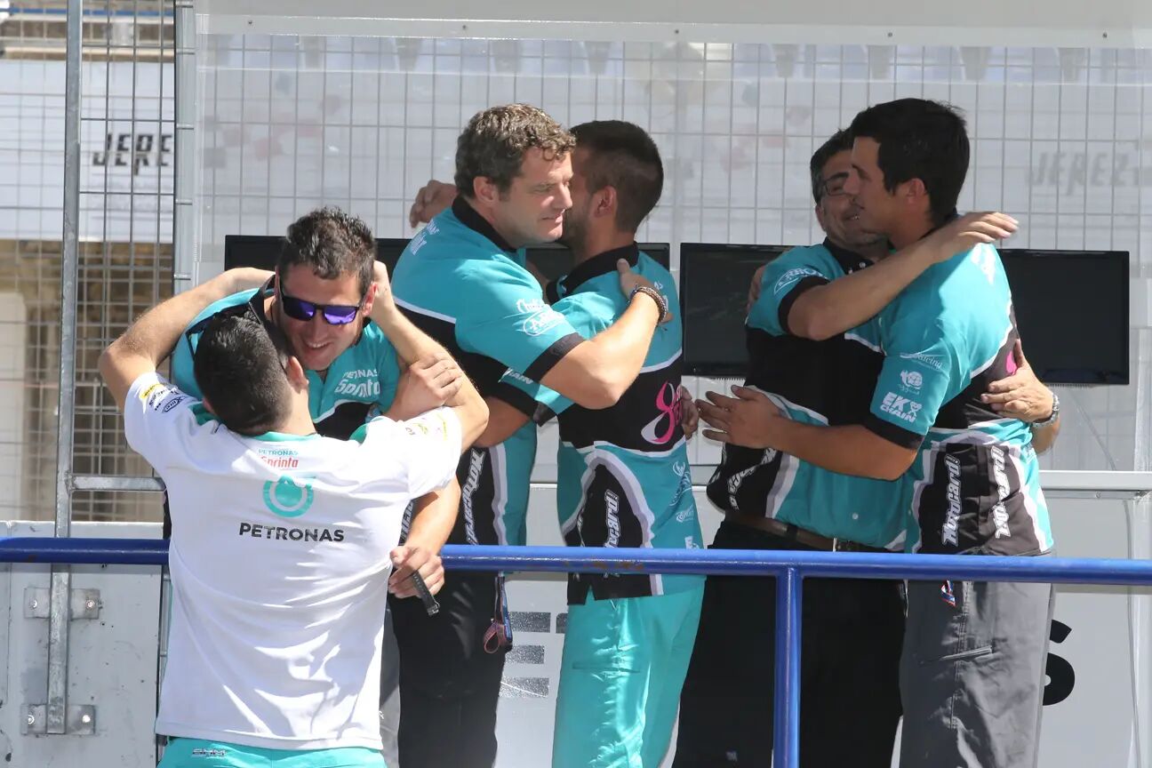 Foto del Team Stylobike a Con Petronas