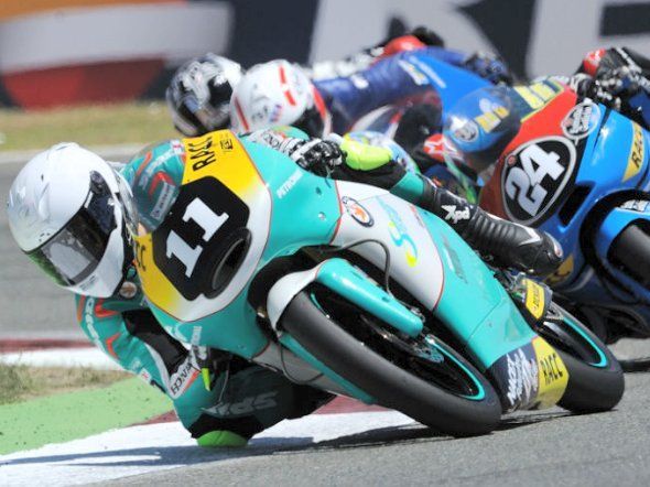CEV Moto3 Albacete Gara: primo centro di Albert Arenas in una corsa rocambolesca